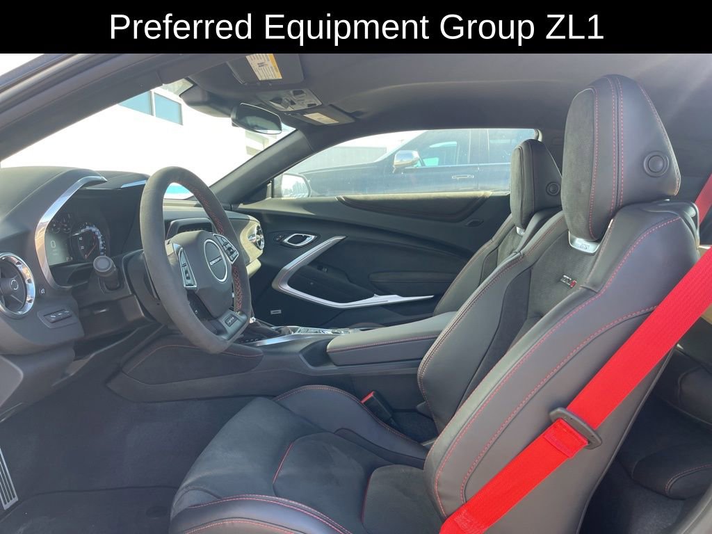 Used 2017 Chevrolet Camaro ZL1 image 10
