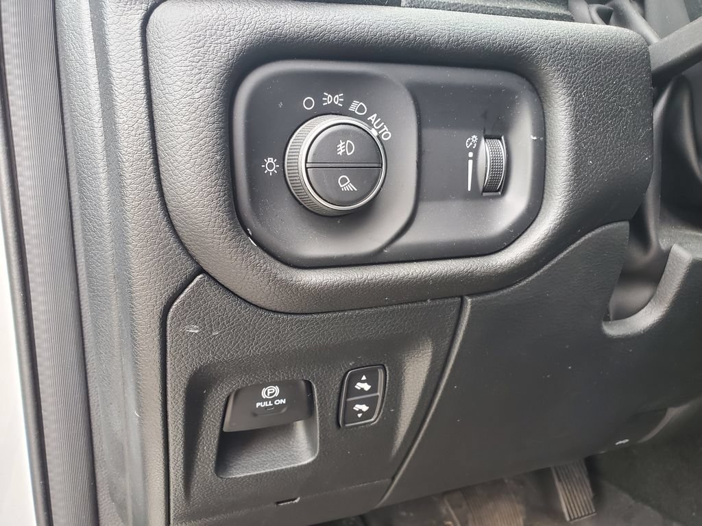 Used 2023 RAM 1500 Big Horn AWD/4WD image 20