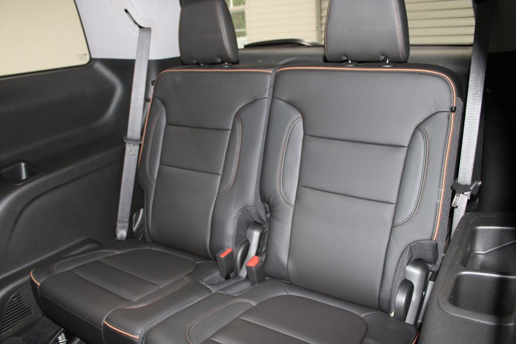 Used 2023 GMC Acadia AT4 w/ Preferred Package image 26