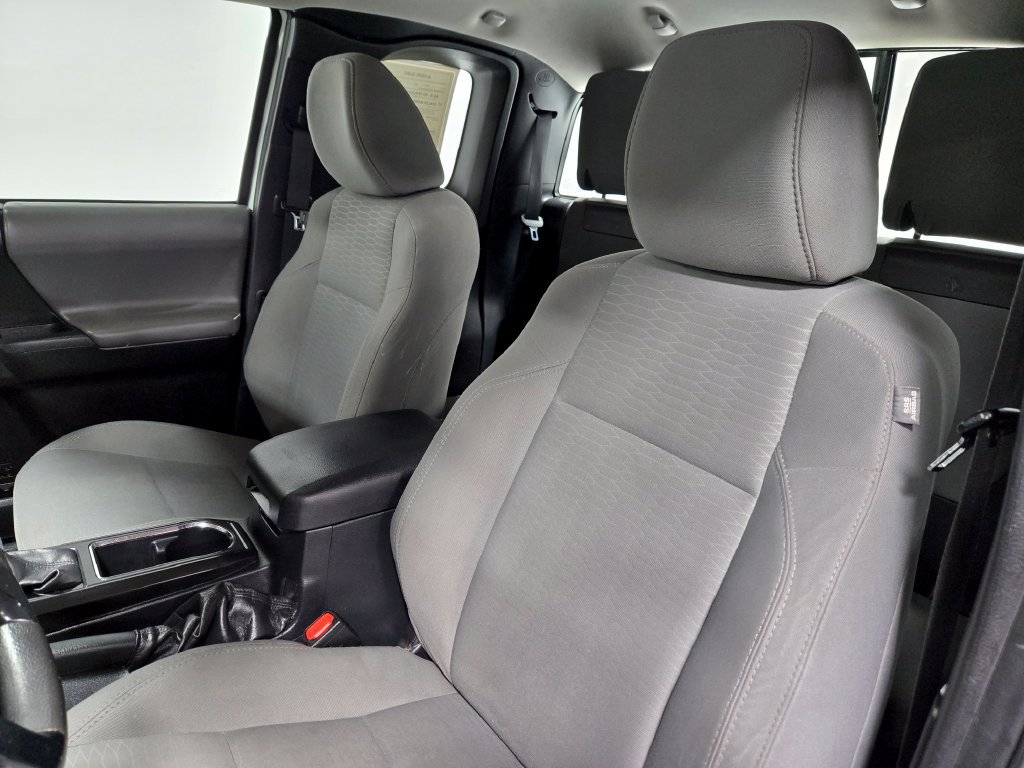 Used 2017 Toyota Tacoma SR RWD image 10