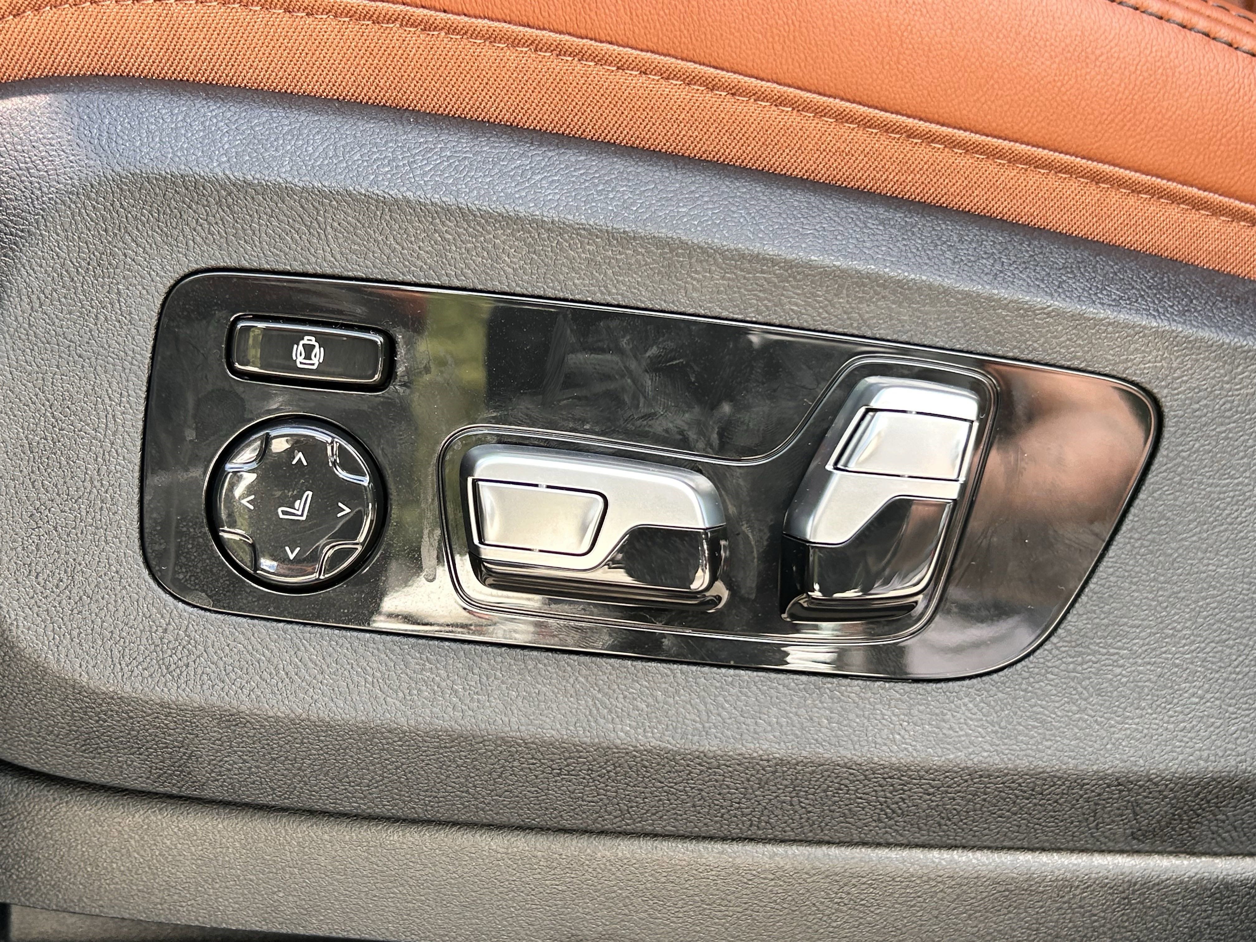 Used 2026 BMW X7 xDrive40i image 27