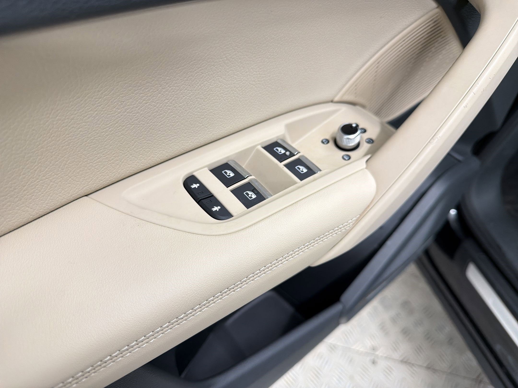 Used 2019 Audi Q5 Premium Plus w/ Premium Plus Package image 12