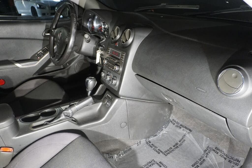 Used 2008 Pontiac G6 GT w/ Sun And Sound Package FWD image 16