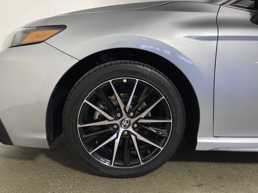 Certified 2024 Toyota Camry SE FWD image 11