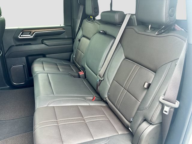 Used 2024 Chevrolet Silverado 2500 High Country AWD/4WD image 25