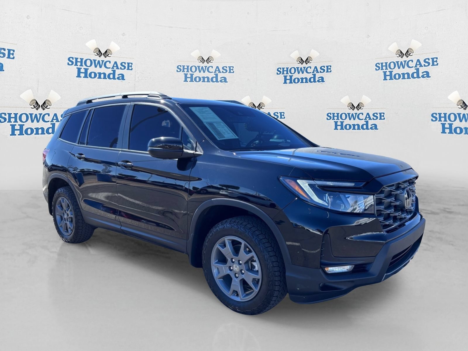 Certified 2025 Honda Passport TrailSport image 10