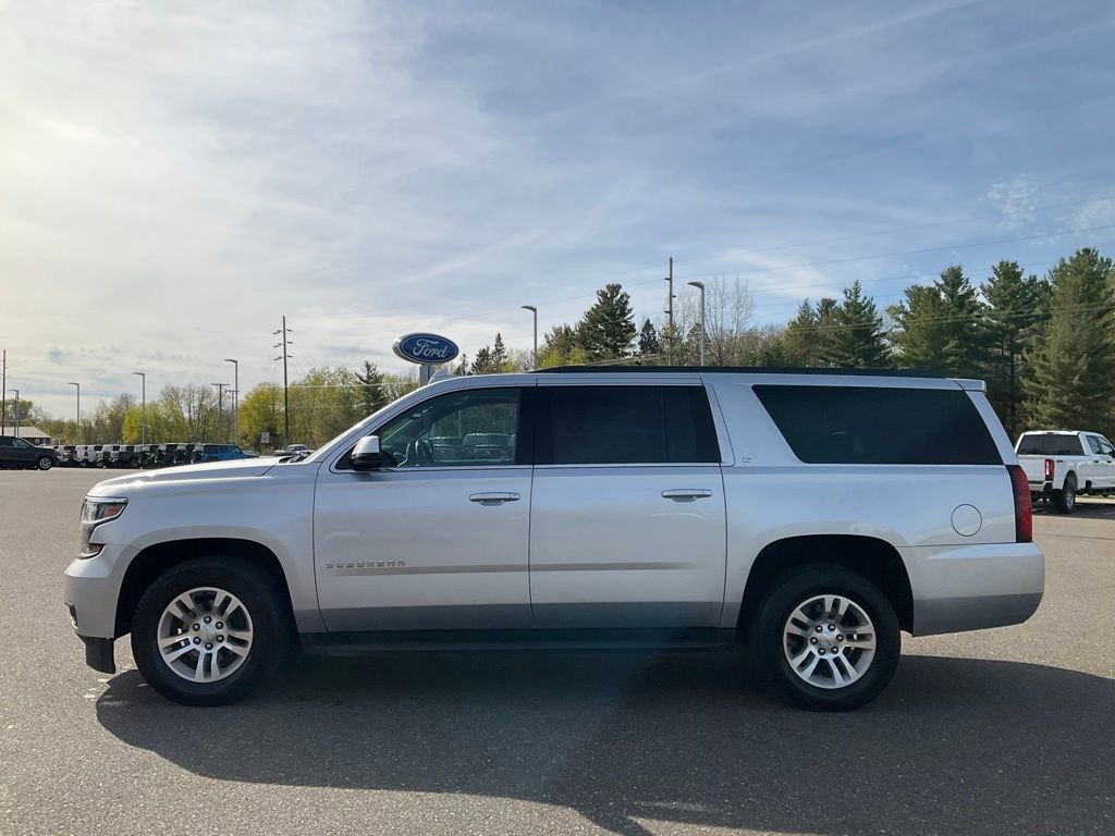Used 2018 Chevrolet Suburban LT AWD/4WD image 32