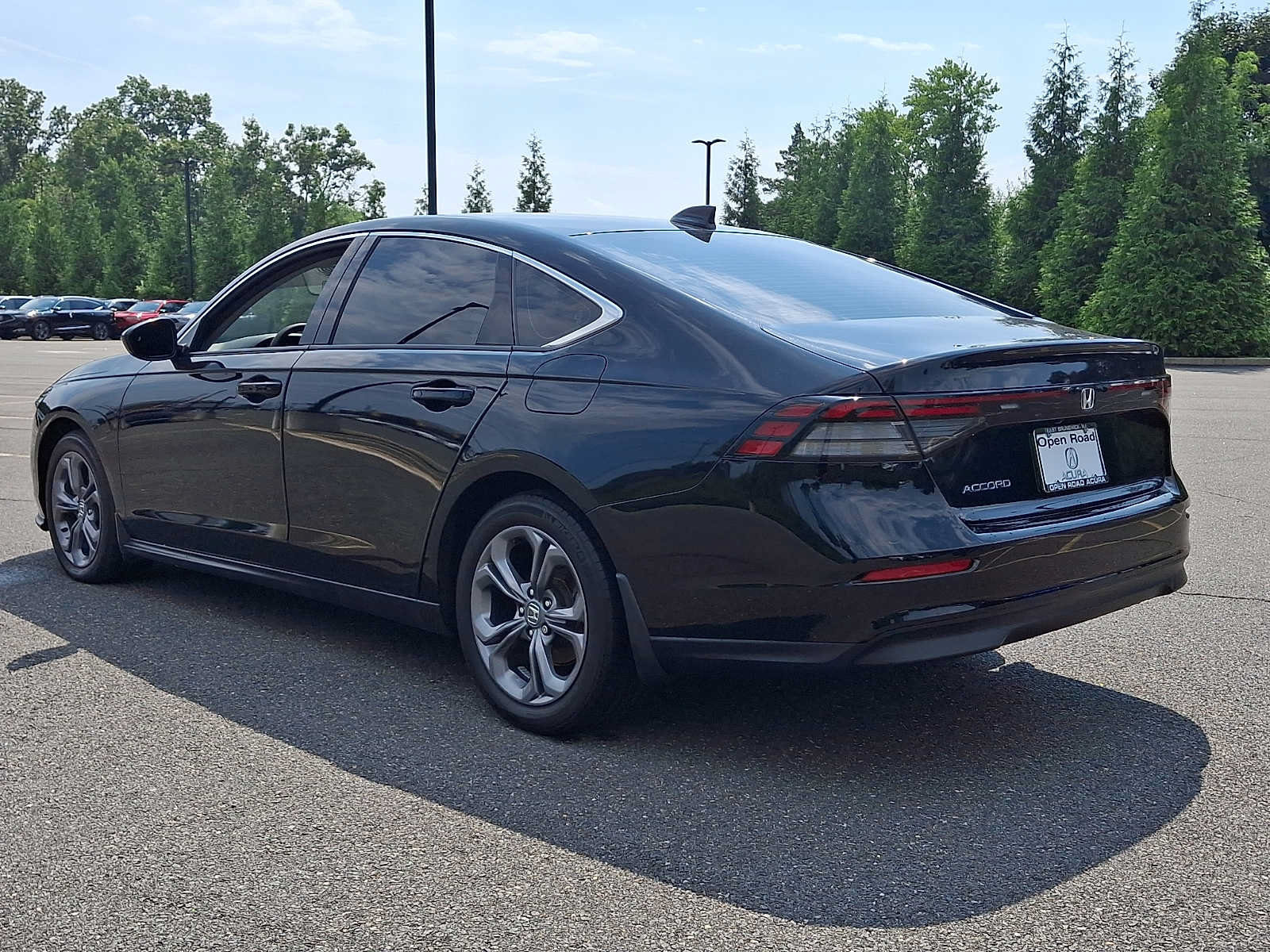 Used 2024 Honda Accord EX image 4