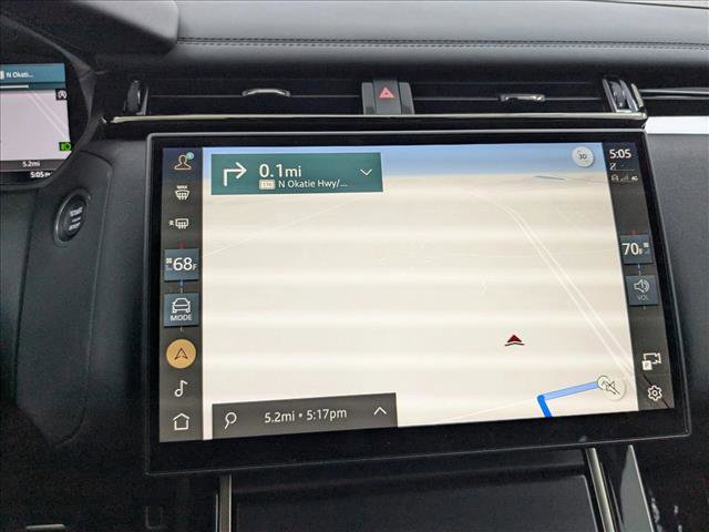 Certified 2026 Land Rover Range Rover Velar Dynamic SE AWD/4WD image 17