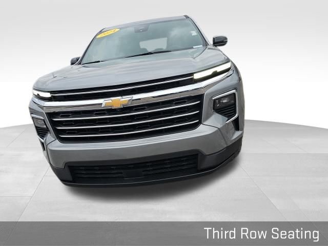 Used 2024 Chevrolet Traverse LT image 6