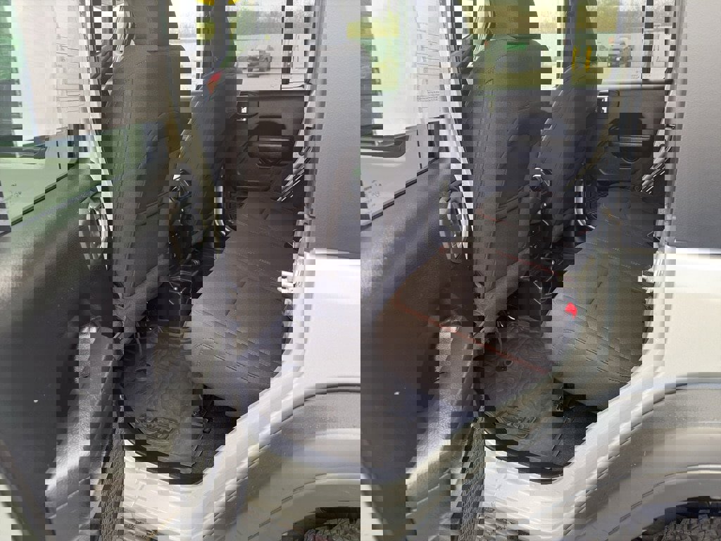 Used 2023 Jeep Wrangler Unlimited Rubicon image 16