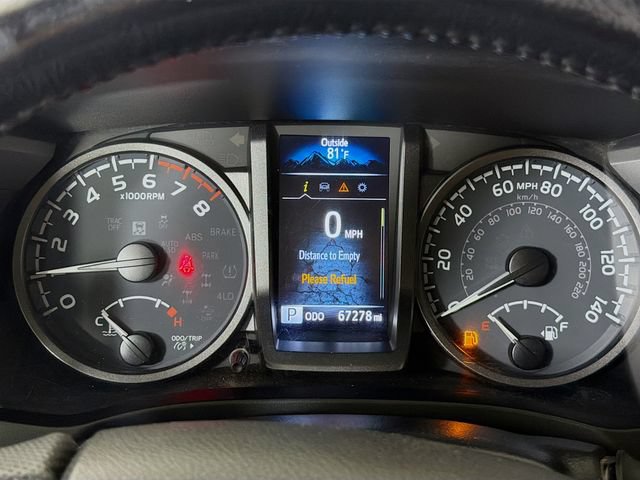 Used 2022 Toyota Tacoma TRD Off-Road AWD/4WD image 13