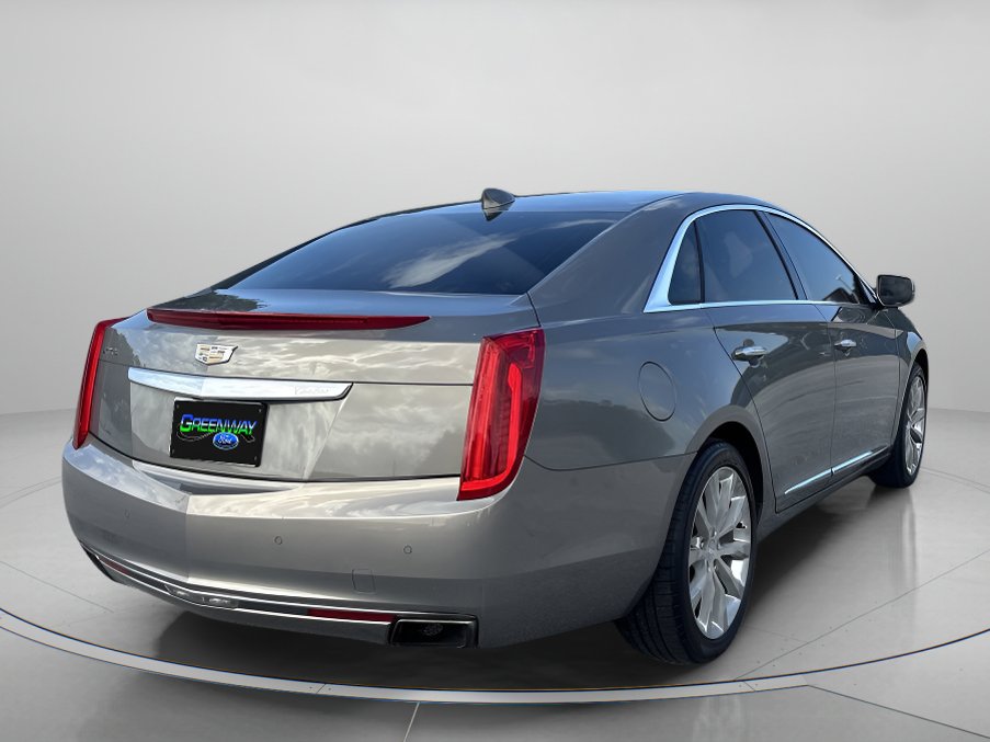 Used 2017 Cadillac XTS Luxury image 3