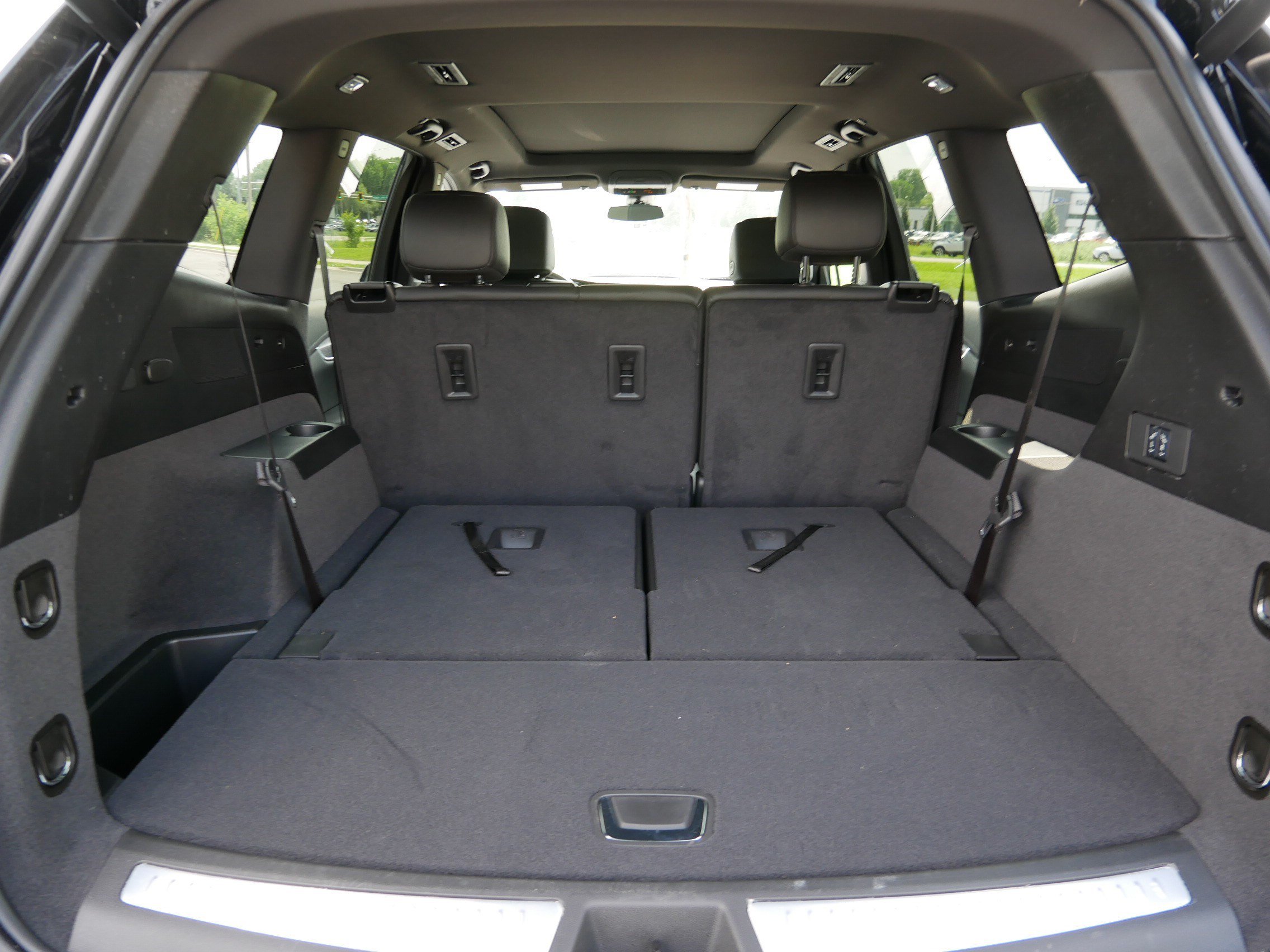 Used 2025 Cadillac XT6 Luxury FWD image 18