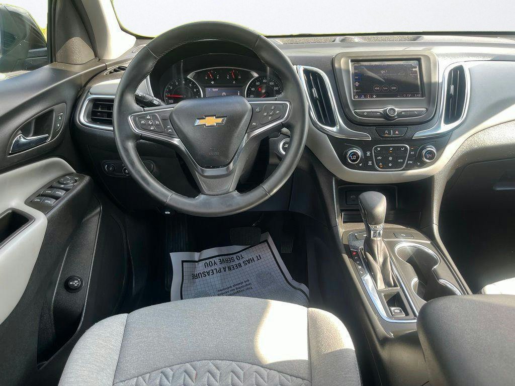 Used 2023 Chevrolet Equinox LT w/ Driver Convenience Package AWD/4WD image 18