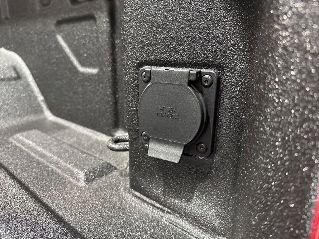 New 2026 GMC Sierra 2500 SLT w/ SLT Premium Package image 15