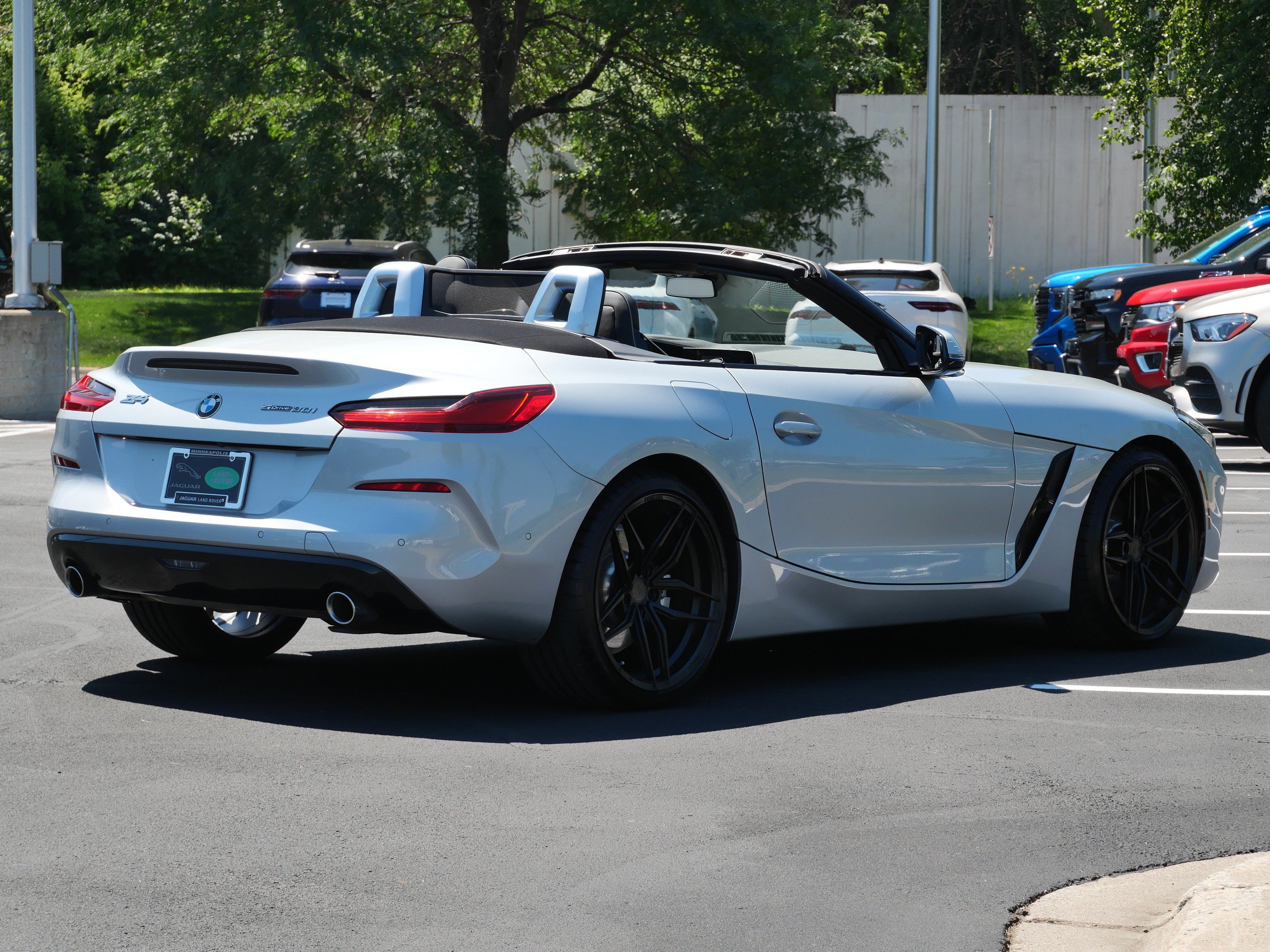 Used 2019 BMW Z4 sDrive30i w/ Executive Package RWD image 5