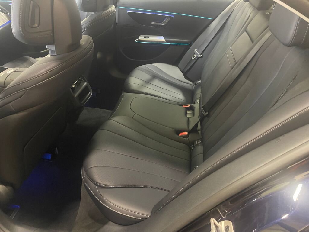 New 2026 Mercedes-Benz E 350 4MATIC Sedan image 17