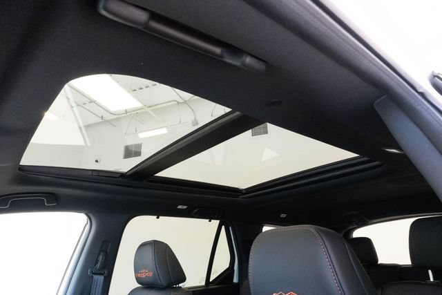 New 2026 Honda Pilot TrailSport image 8
