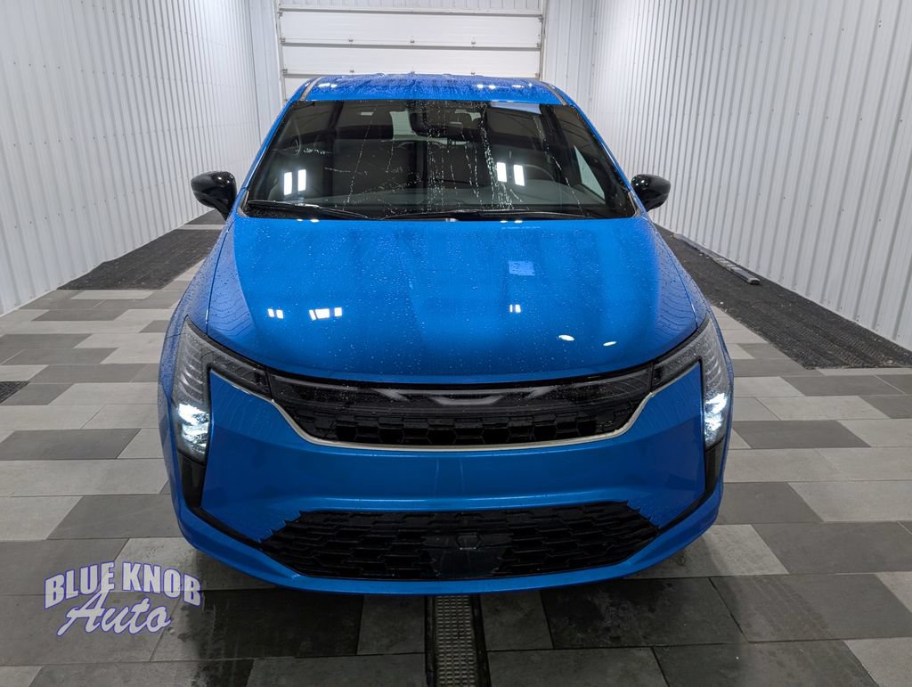 Used 2027 Chrysler Pacifica Select FWD image 6
