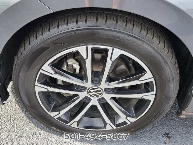 Used 2025 Volkswagen Jetta Sport FWD image 16