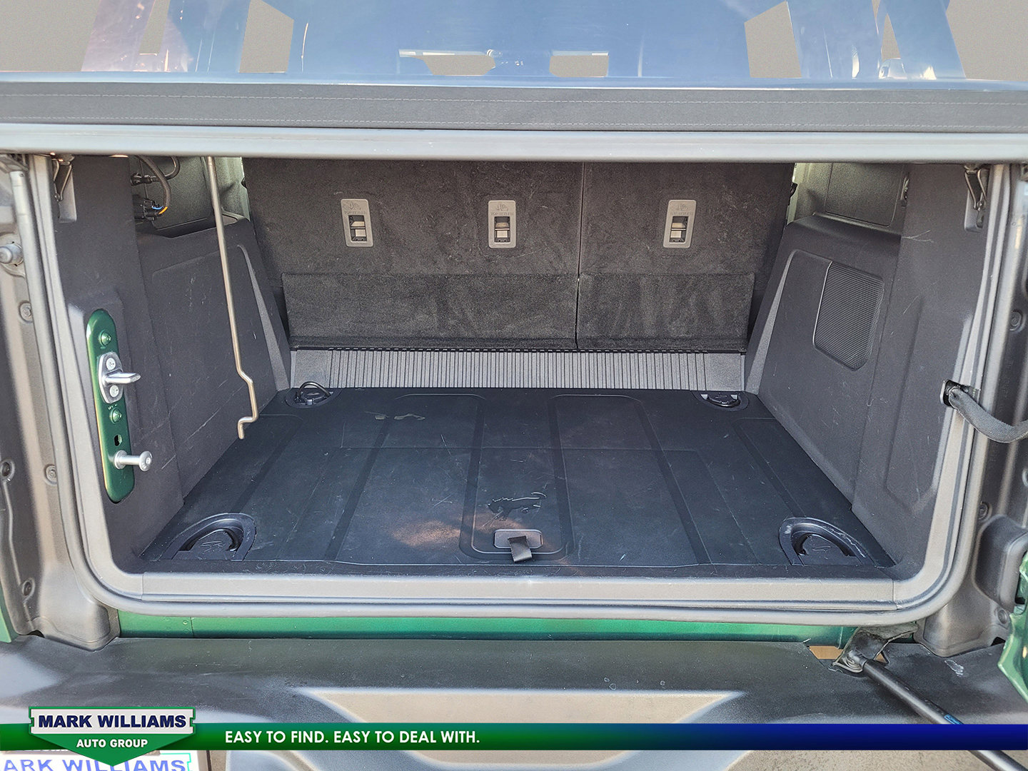 Used 2024 Ford Bronco Big Bend w/ Sasquatch Package image 25