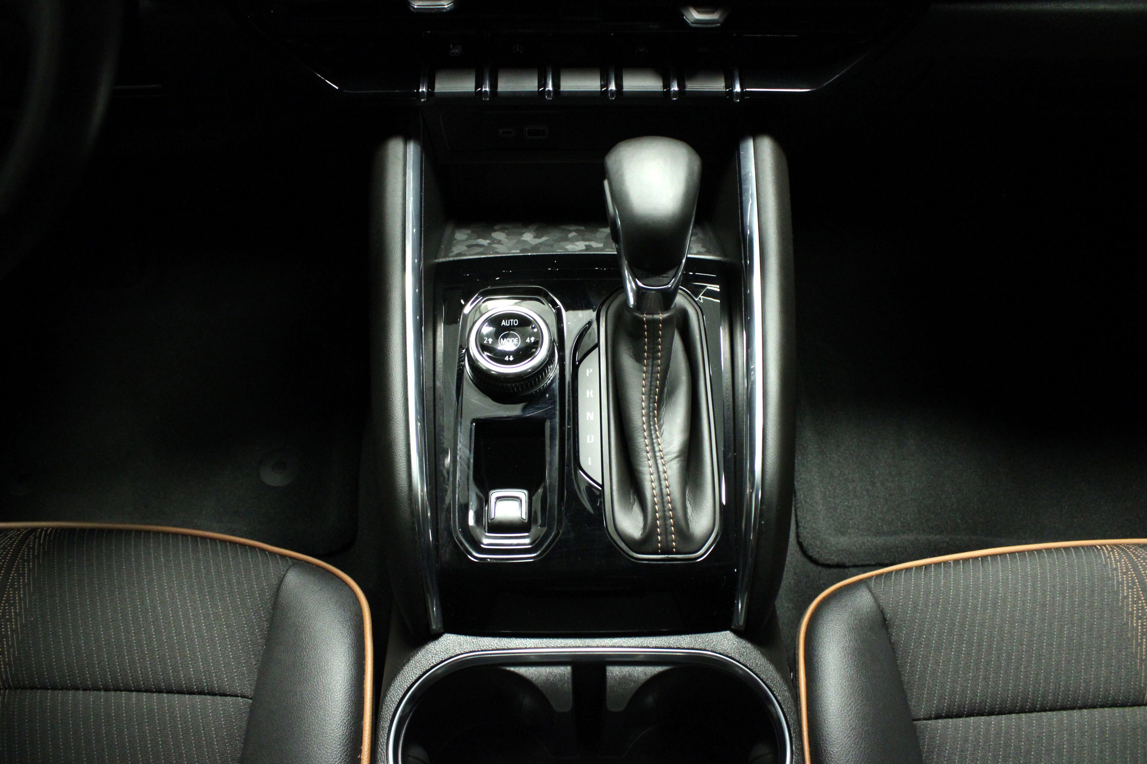 Used 2023 GMC Canyon AT4 w/ LPO, Skid Plate Package image 21