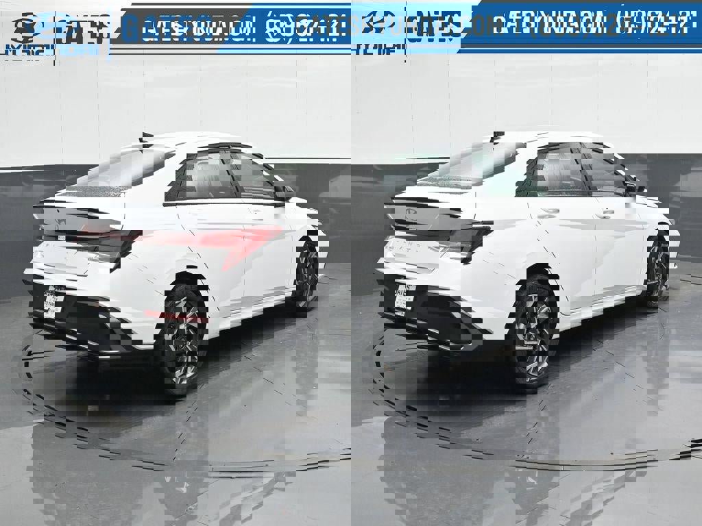 New 2025 Hyundai Elantra Sport image 3