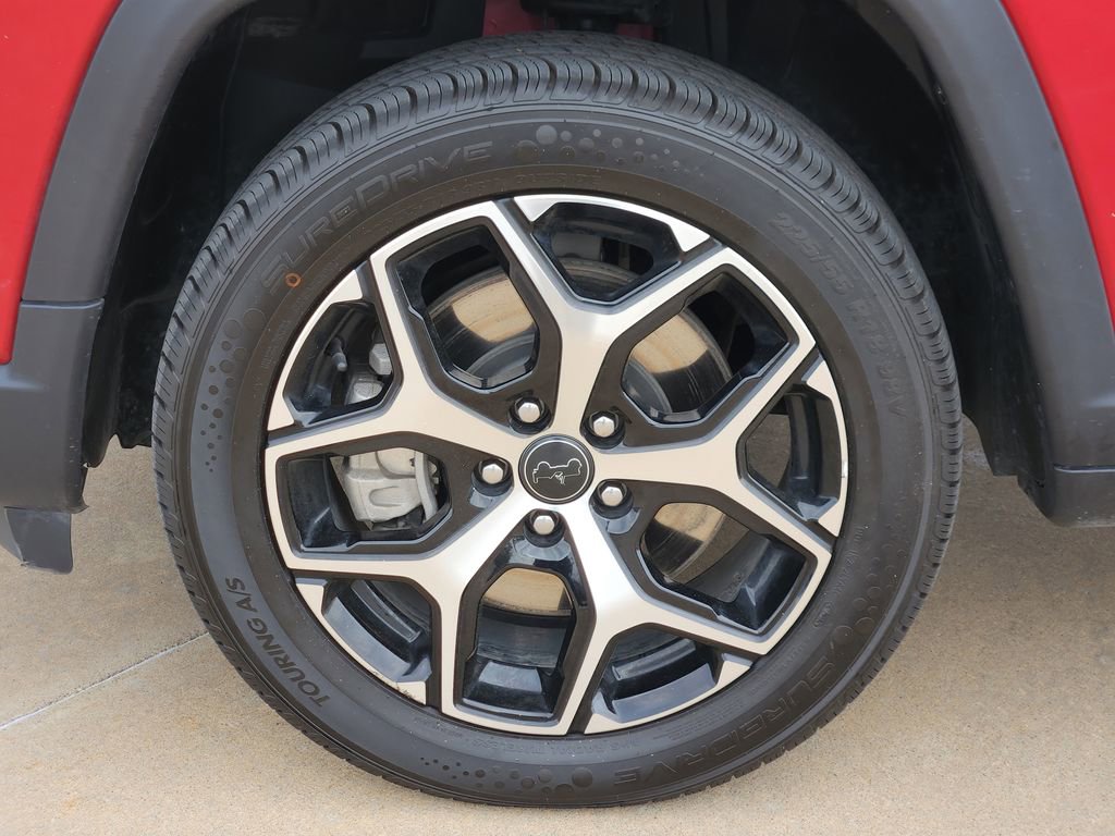 Used 2025 Jeep Compass Limited image 18