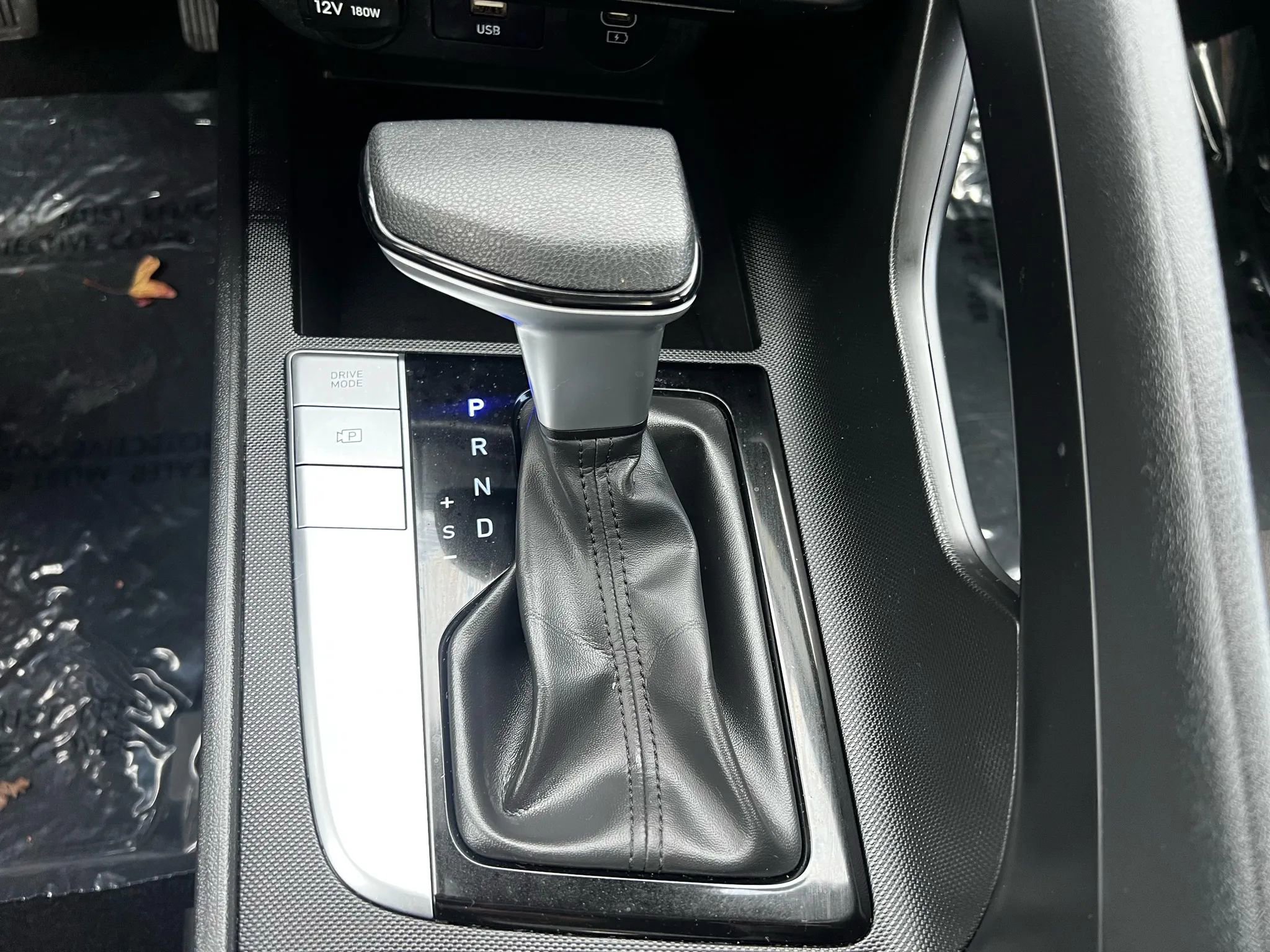 Used 2024 Hyundai Elantra SEL image 19