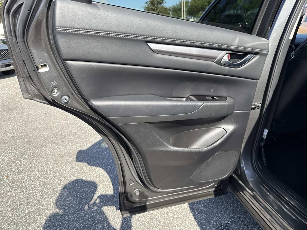 Used 2019 MAZDA CX-5 Touring image 13