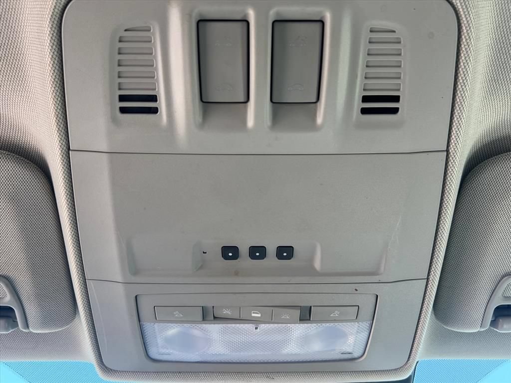 Used 2015 Buick Verano Leather w/ Experience Buick Package FWD image 28
