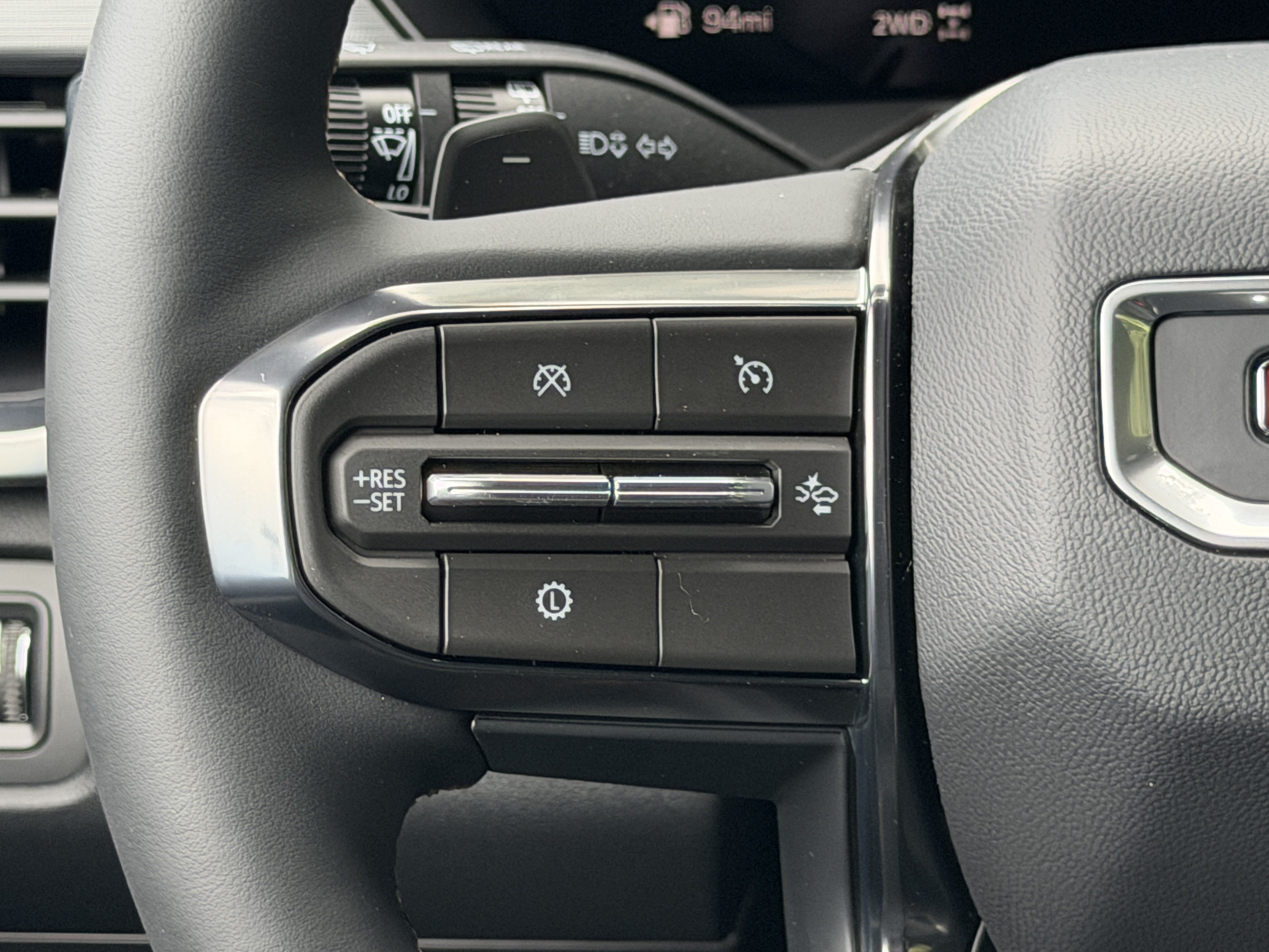 New 2026 GMC Acadia AT4 AWD/4WD image 31