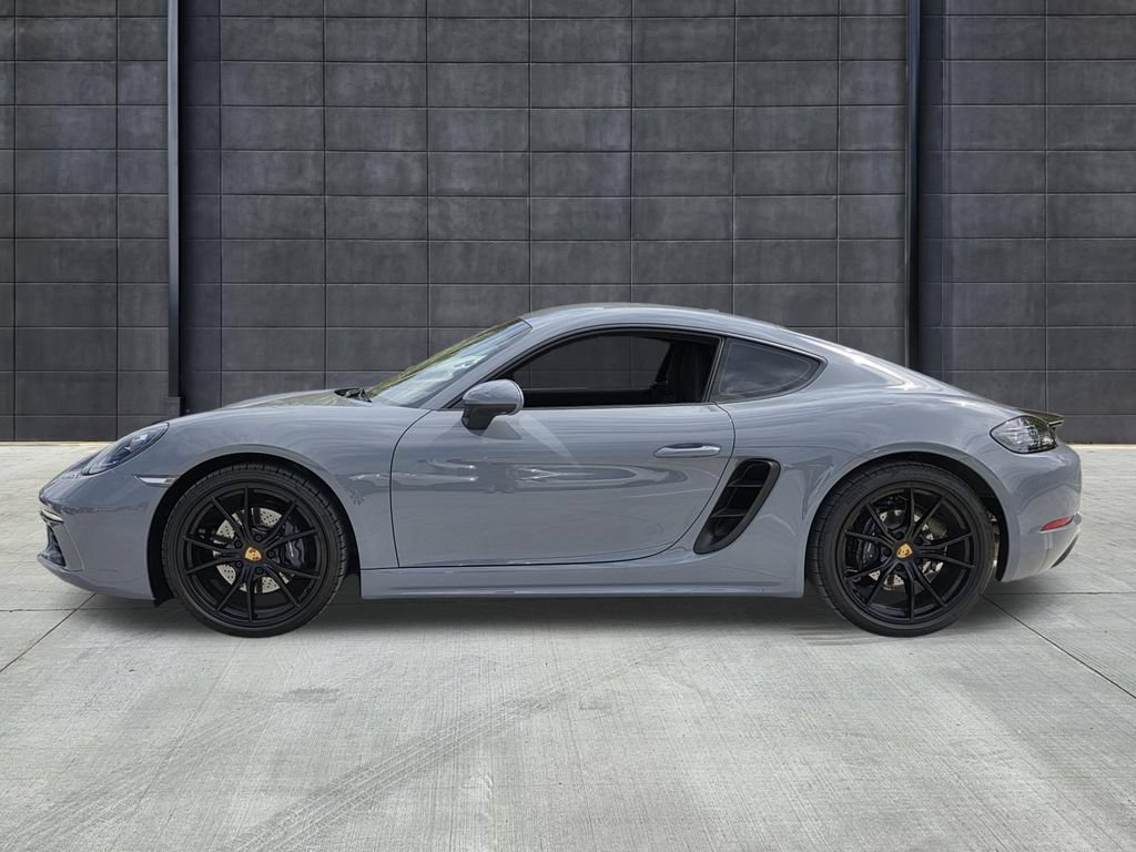 Certified 2024 Porsche 718 Cayman RWD image 2