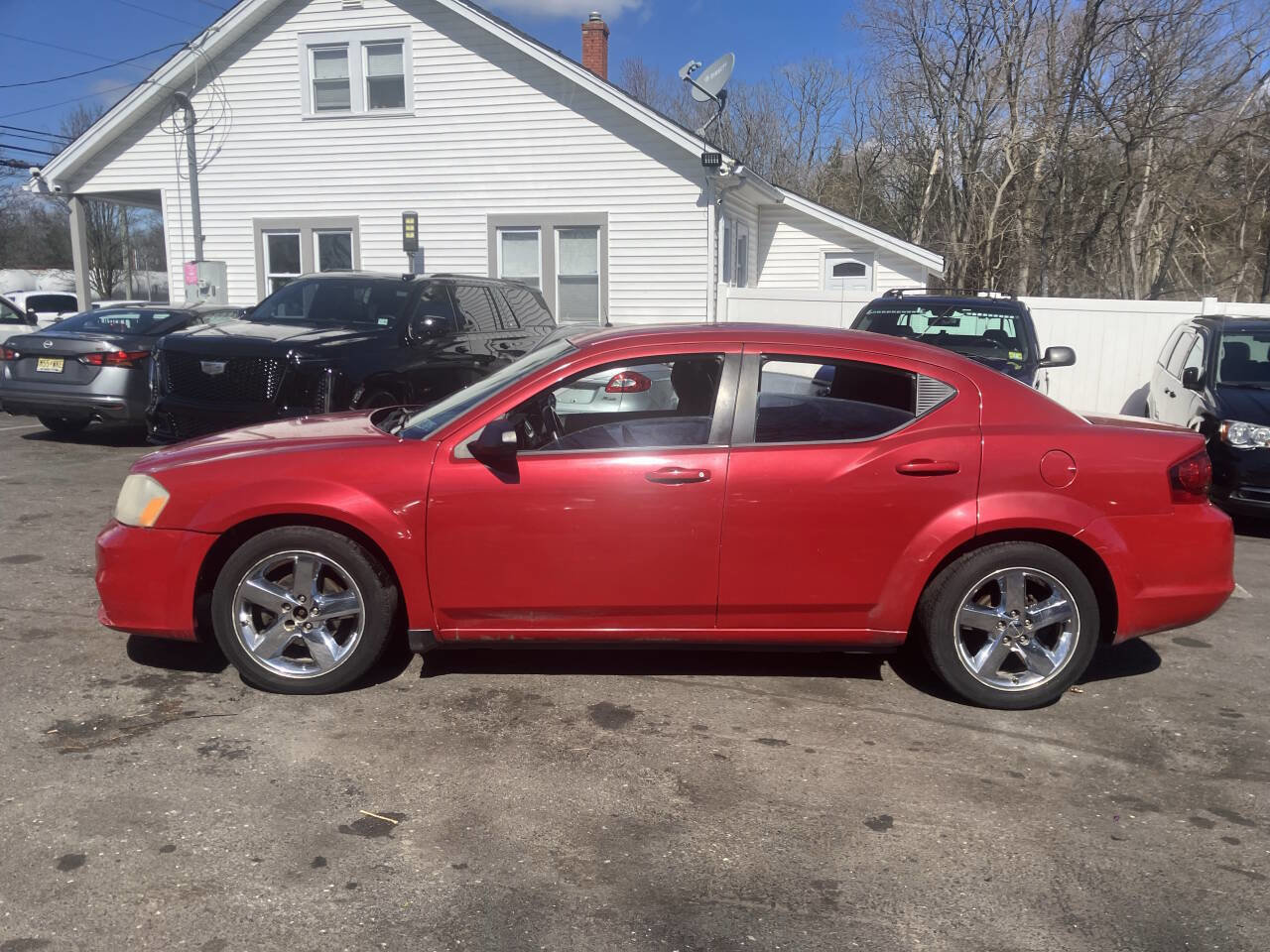 Used 2013 Dodge Avenger SE image 10