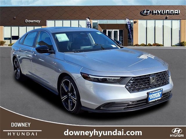 Used 2024 Honda Accord Sport image 3
