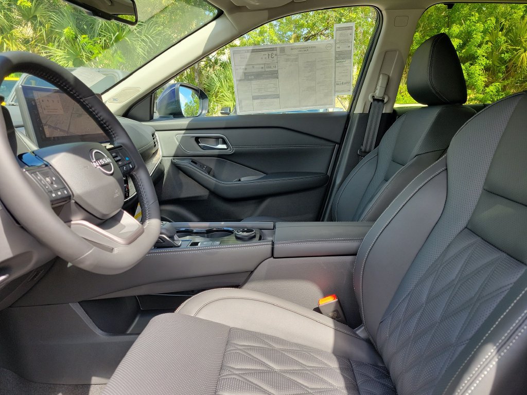New 2026 Nissan Rogue Platinum AWD/4WD image 24
