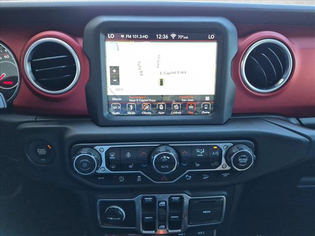 Used 2018 Jeep Wrangler Unlimited Rubicon AWD/4WD image 15