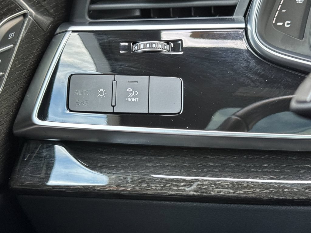 Used 2023 Audi Q7 2.0T Premium Plus AWD/4WD image 35