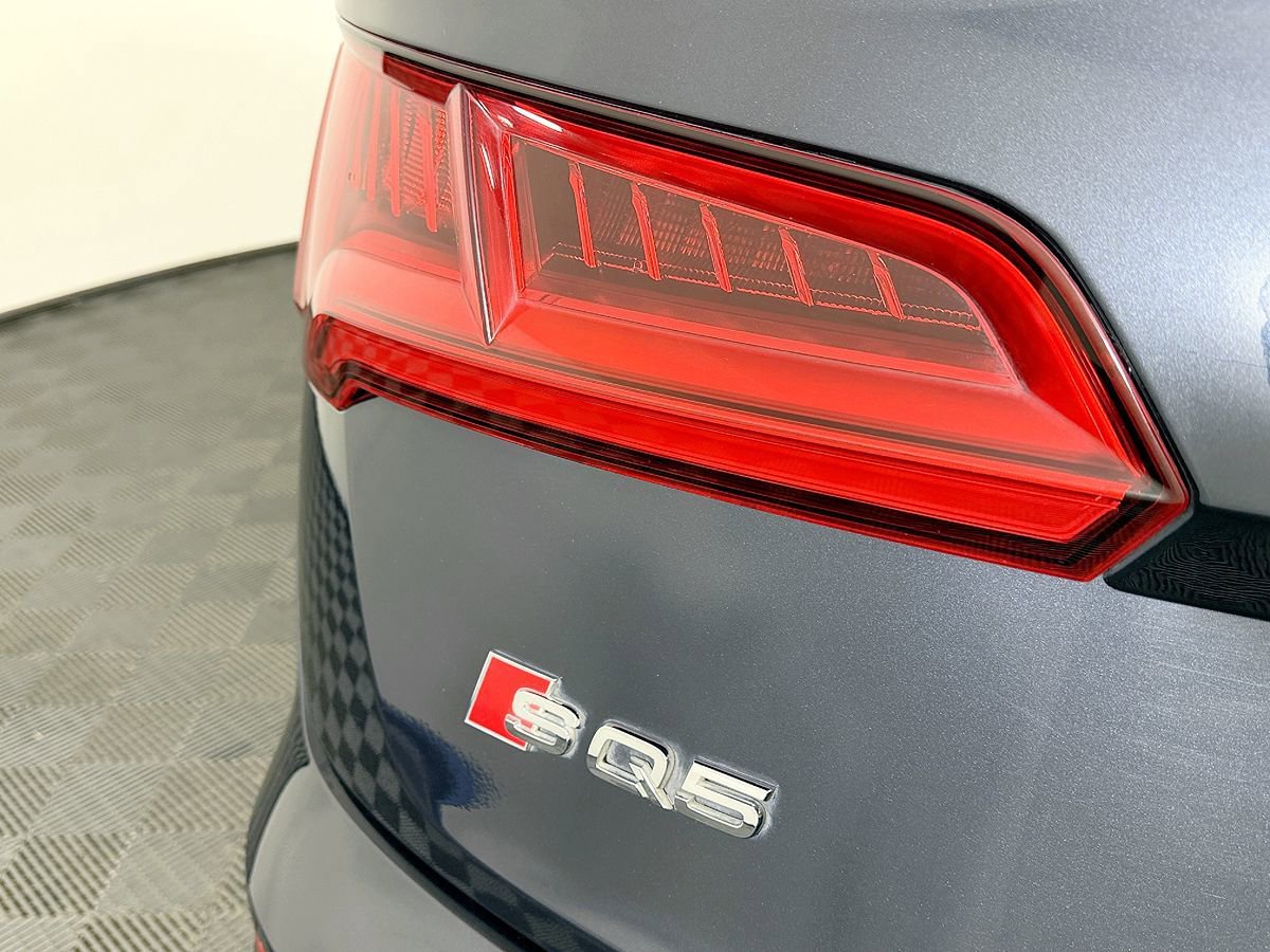 Used 2020 Audi SQ5 Premium w/ Convenience Package AWD/4WD image 11