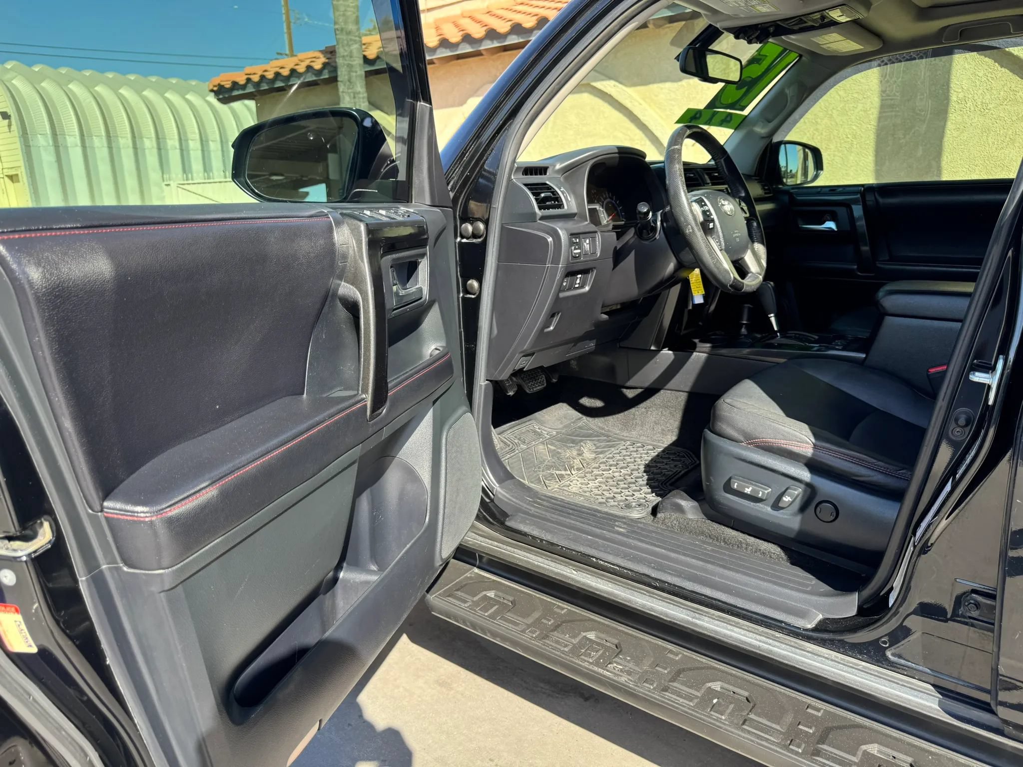 Used 2015 Toyota 4Runner SR5 AWD/4WD image 14