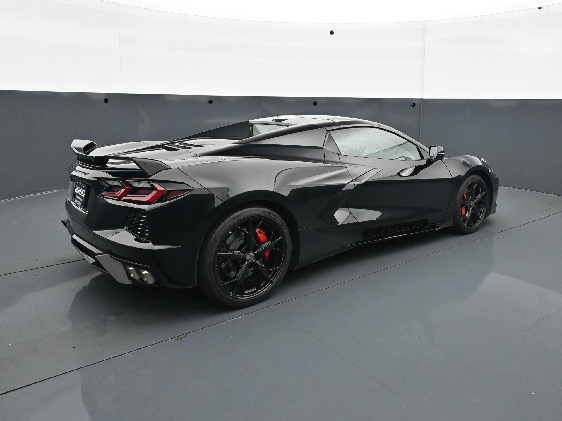 Used 2021 Chevrolet Corvette Stingray Convertible w/ Z51 Performance Package RWD image 7