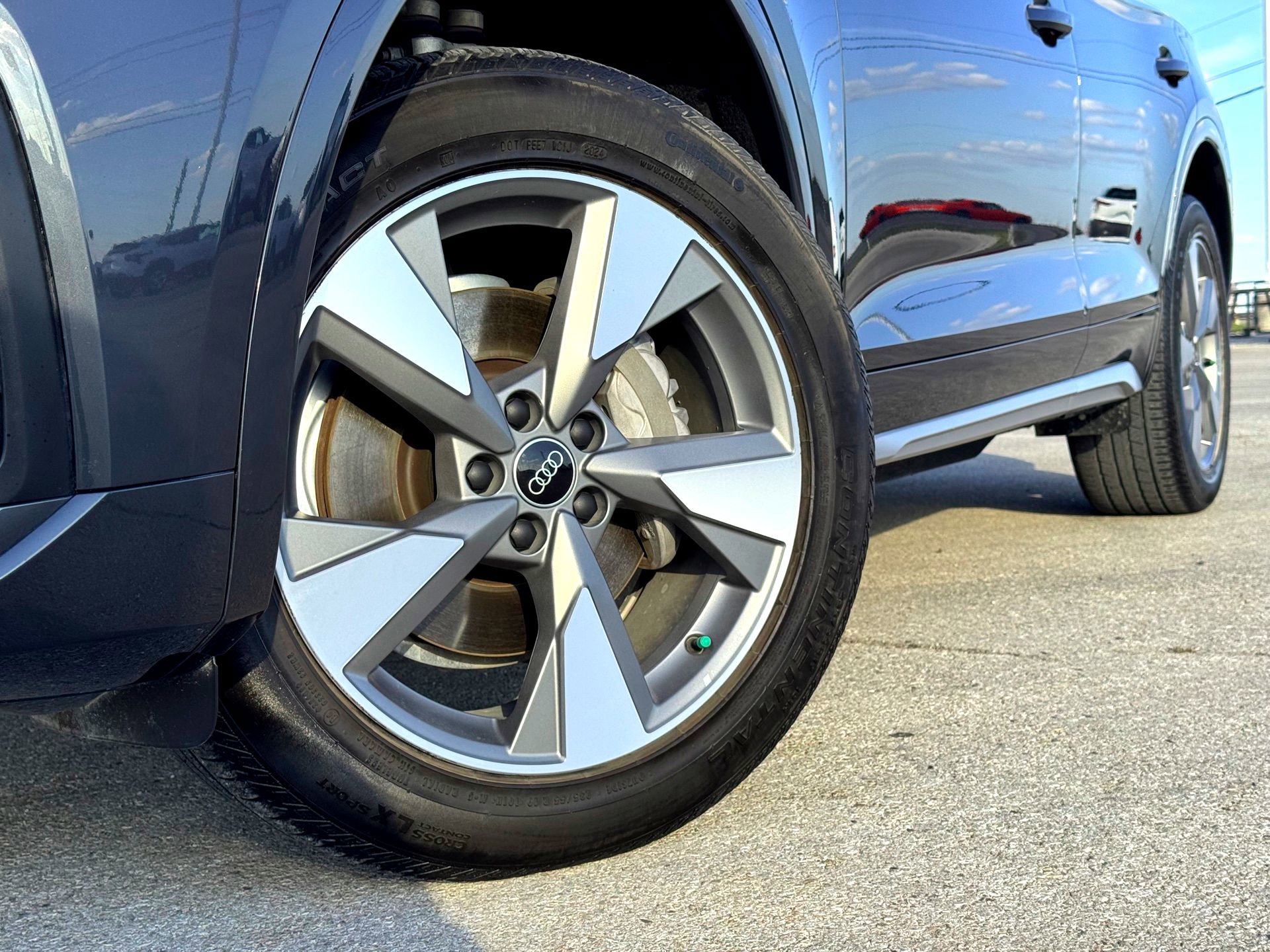 Used 2023 Audi Q5 2.0T Premium Plus w/ Premium Plus Package image 2