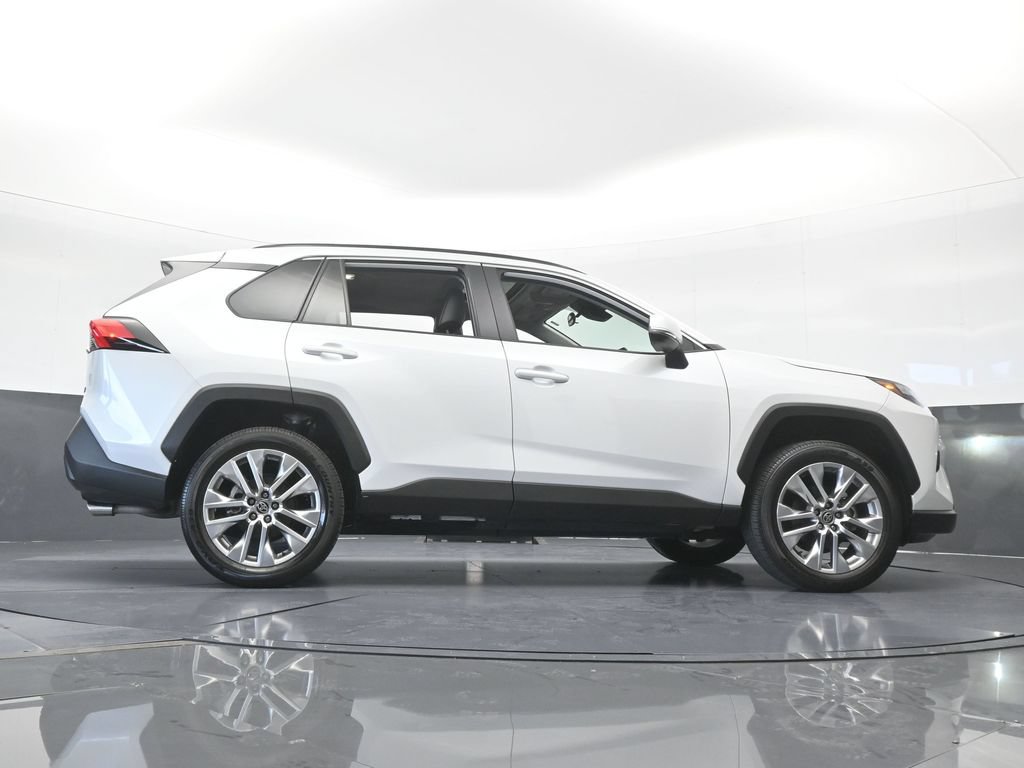 Used 2025 Toyota RAV4 XLE Premium FWD image 58