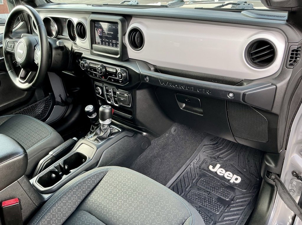 Used 2021 Jeep Wrangler Unlimited Islander image 24