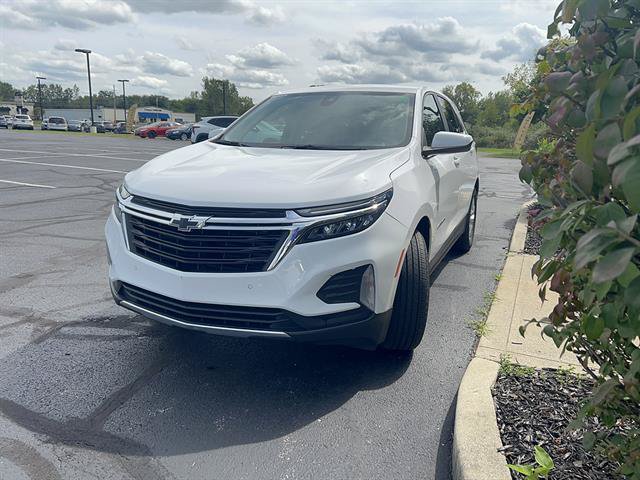 Used 2023 Chevrolet Equinox LT FWD image 3