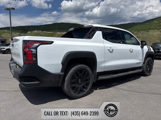 Used 2025 Chevrolet Silverado EV LT w/ LPO, Dark Package Plus image 5