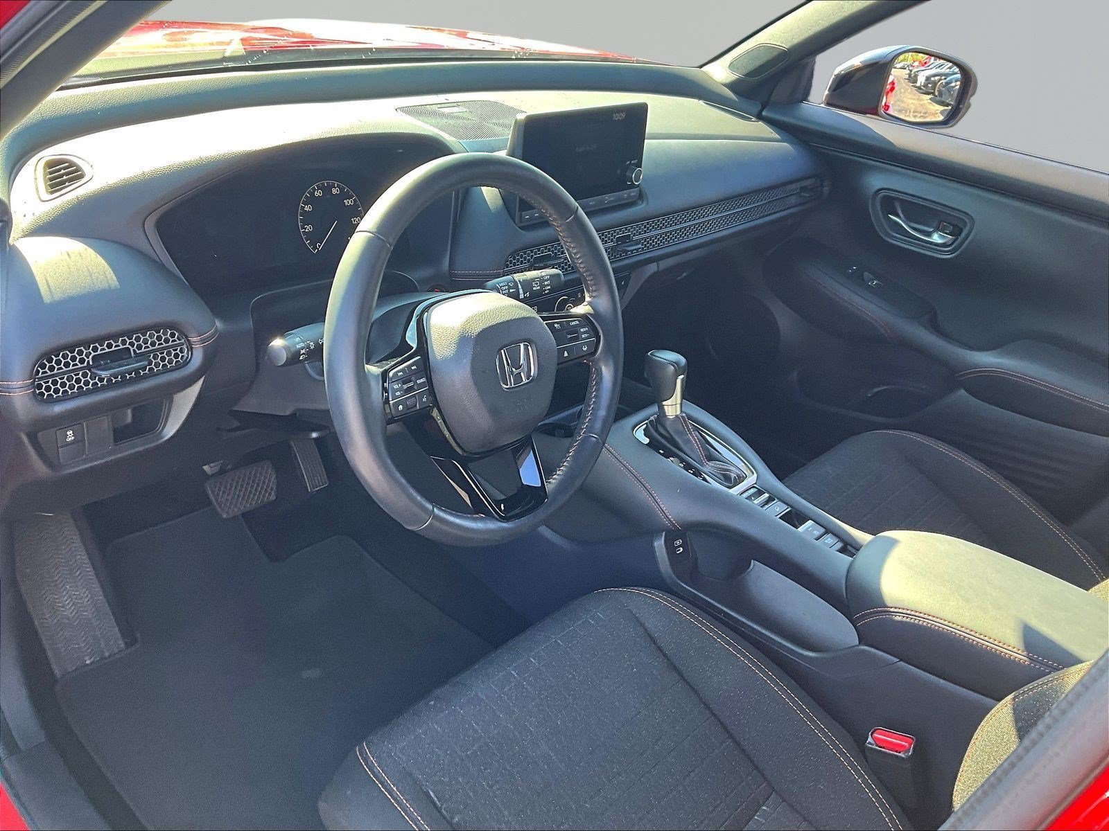 Used 2024 Honda HR-V Sport image 17
