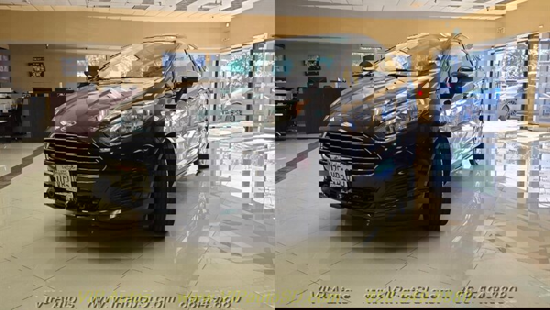 Used 2015 Ford Fiesta S image 2