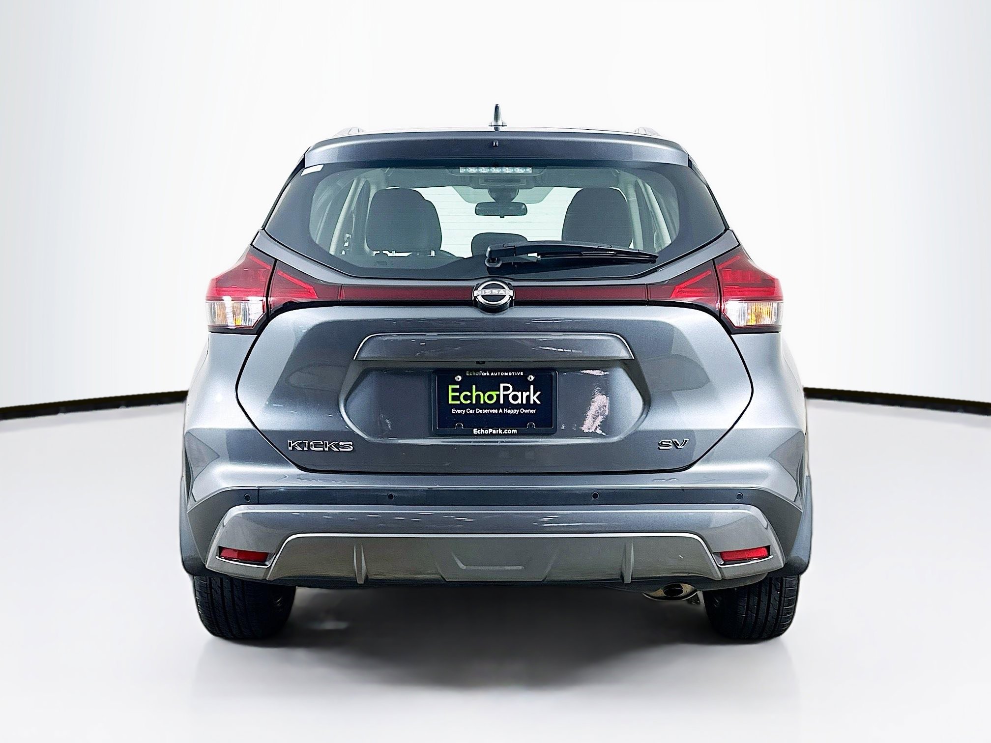 Used 2023 Nissan Kicks SV FWD image 7